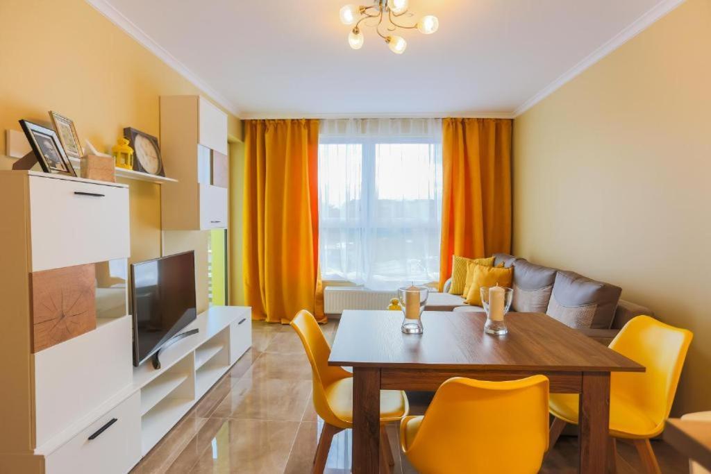 Apartament Bursztynowy 슈비노우이스쳬 외부 사진